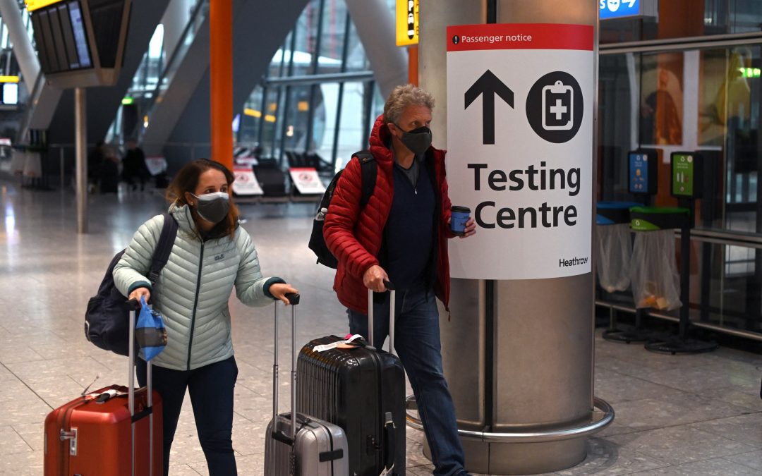 Travel rules being relaxed ‚would increase Covid-19 infections with young most likely to spread virus‘