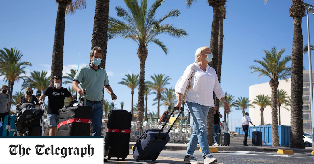Travel news latest: Fears mounting Balearics could go ‚from green to red‘ – The Telegraph