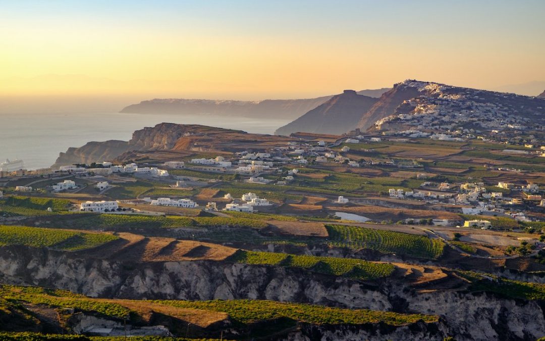 5 Tips For A Fabulous Wine Tasting On Santorini