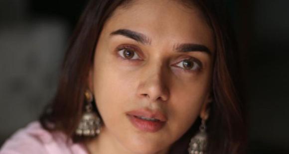 Aditi Rao Hydari shares basic skincare tips and a makeup product she cannot travel without; EXCLUSIVE