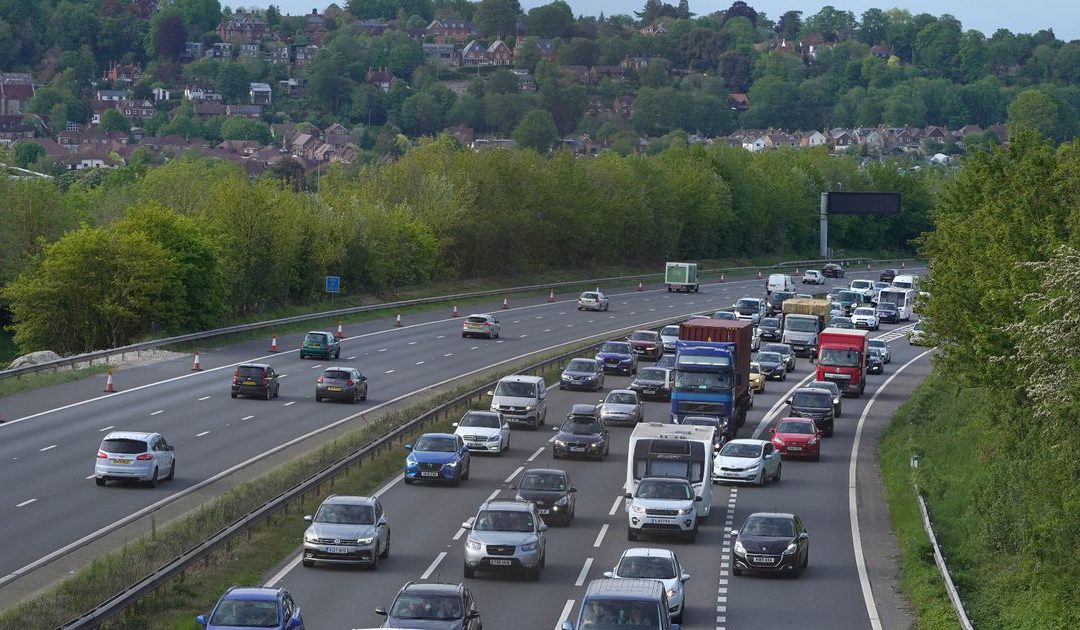 Live M3 and M25 traffic updates as three vehicle crash closes lanes and causes six mile queues