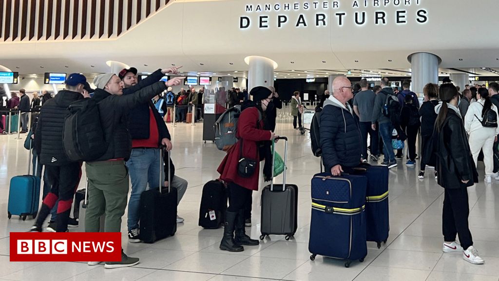 Air travel industry warned over Easter disruption – BBC