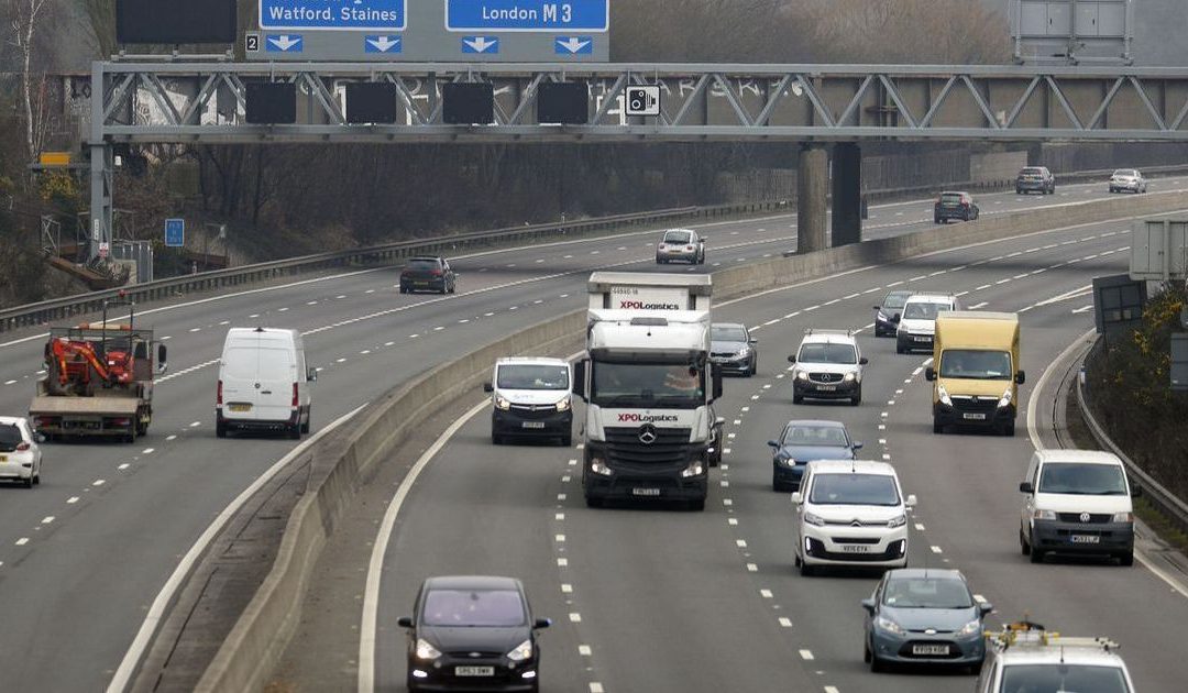 Travel updates for Surrey as M25 congestion causes delays – recap
