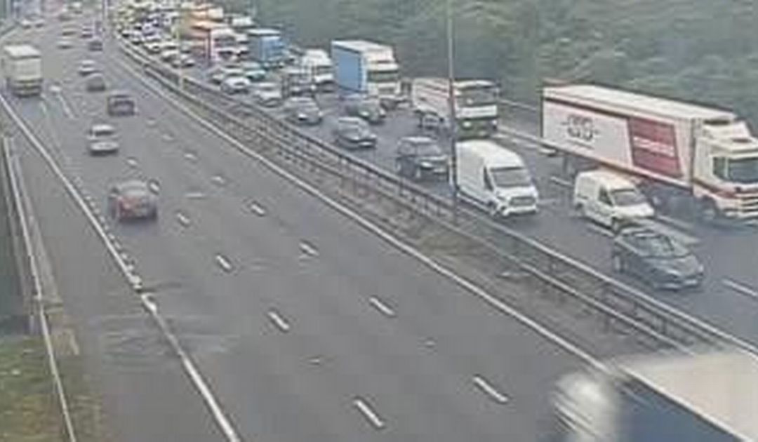 M25 live Dartford Crossing updates as broken down lorry causes traffic chaos