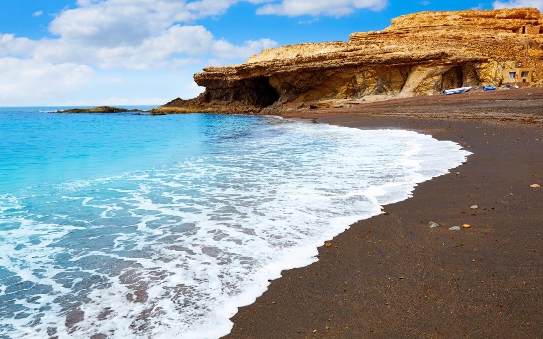 UK Issues New Travel Warning for Britons Visiting Spain